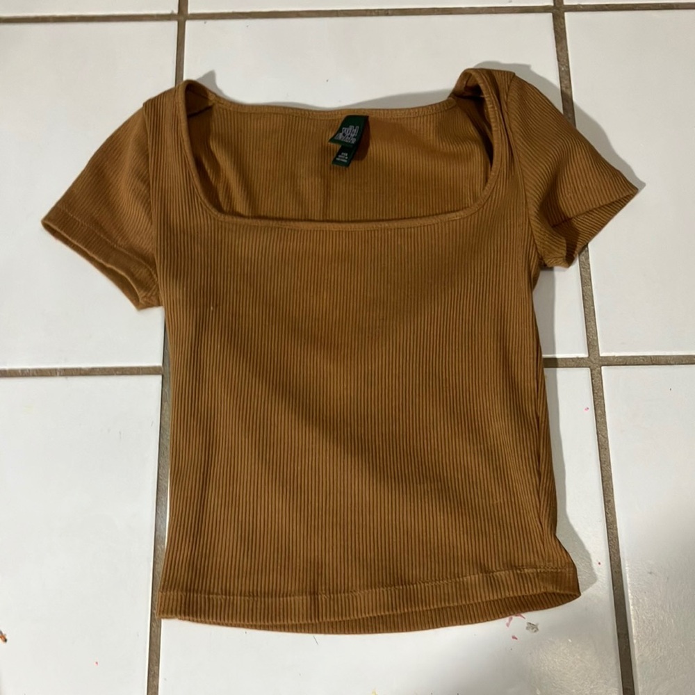 Brown top